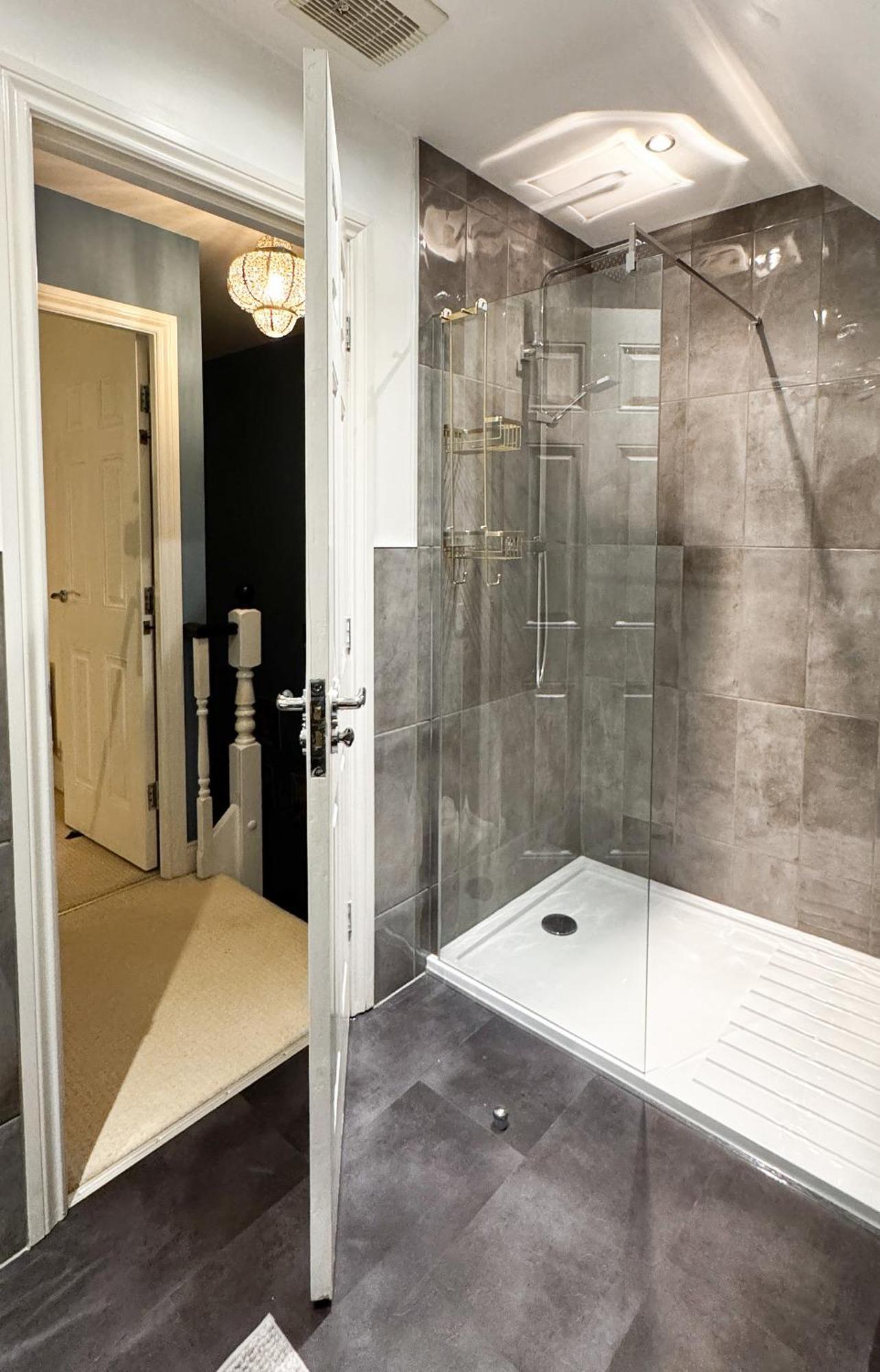 Modern Ensuite In *